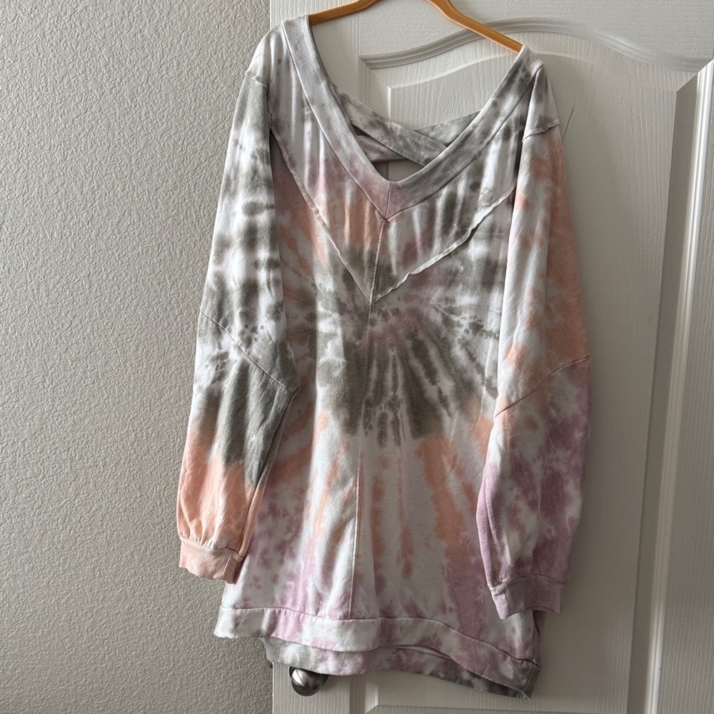 Women's Tie-Dye V-Neck Pullover Hoodie - Pastel Pink, Gray & Peach